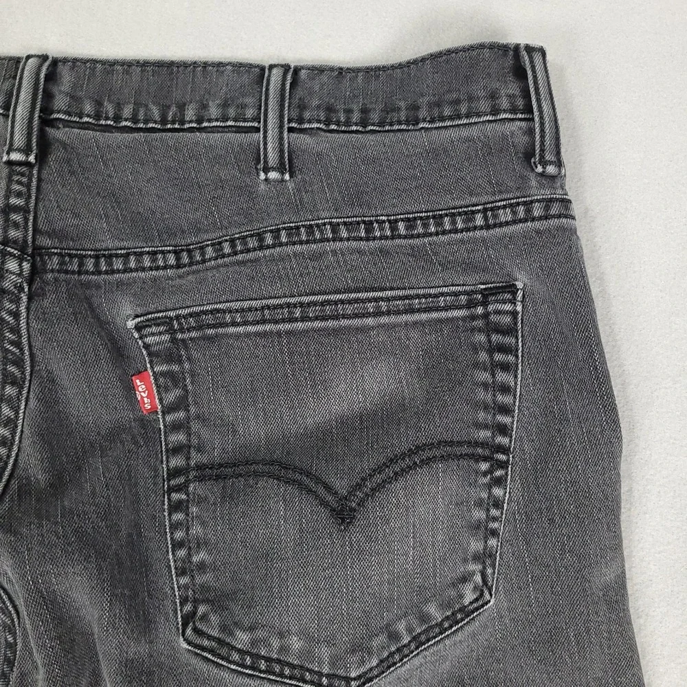 Levi's 541 Jeans Men's 38x30 Black Distressed Athletic Taper Denim 541-0960